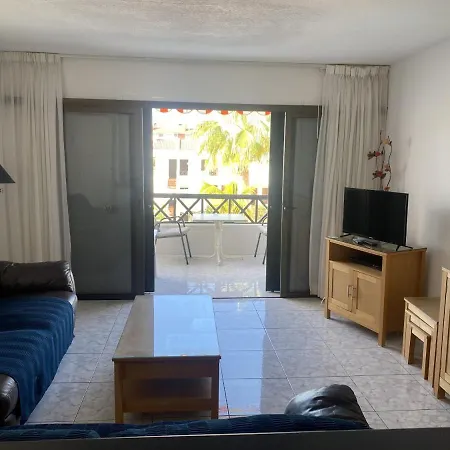 Self Catering, 1 Bed Apartment, Victoria Court 1, Cristianos, Tenerife Apartment Arona (Tenerife)